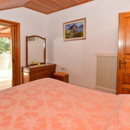 Agios Konstantinos Peaceful 3bdr *