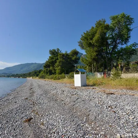 Agios Konstantinos Peaceful 3bdr Lägenhet